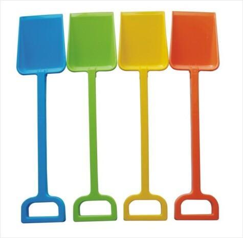 47 cm Plastic Play Spade – Perfect for Beach and Sandbox Fun! - Bamsedyra AS