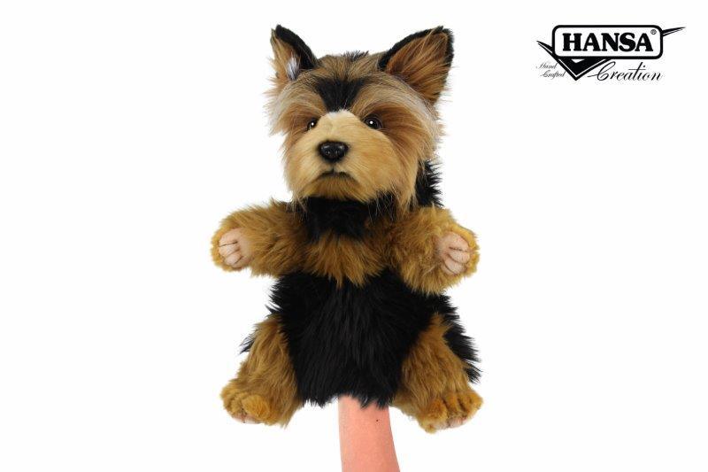 Hansa Creation Yorkshire Terrier Hånddukke sett fra siden – brun Yorkshire Terrier hånddukke