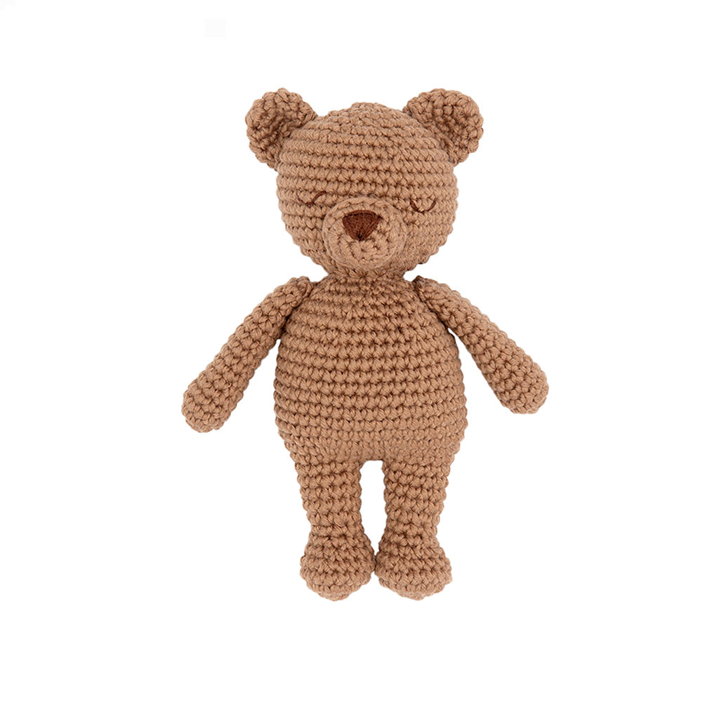 Heklet mini bamse – Bo the Bear (brun) | Patti Oslo