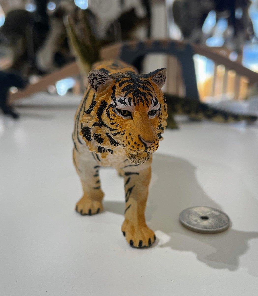 CollectA Tiger Figure (Extra Large) - Majestic and Realistic Wild Cat Replica - Bamsedyra AS