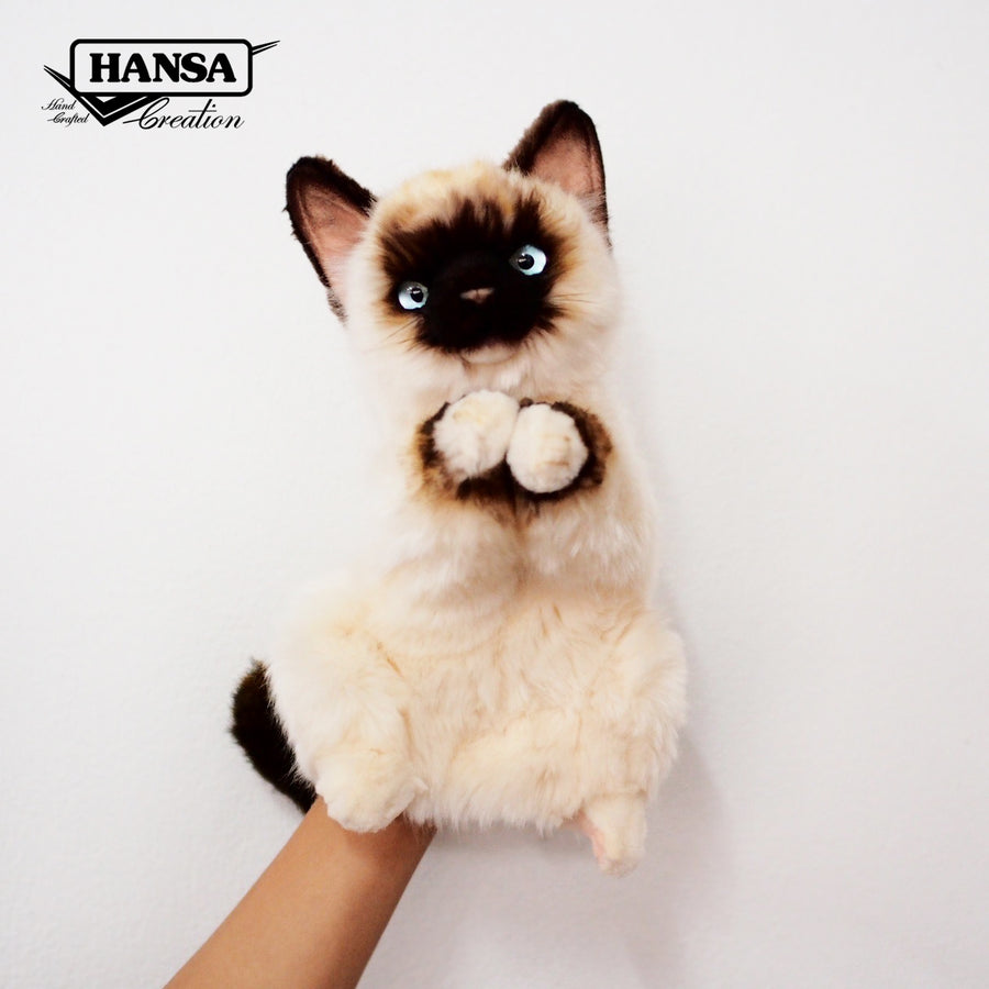 Hansa Creation Ragdoll Katt Hånddukke sett fra siden – kremhvit katt hånddukke med brun topp