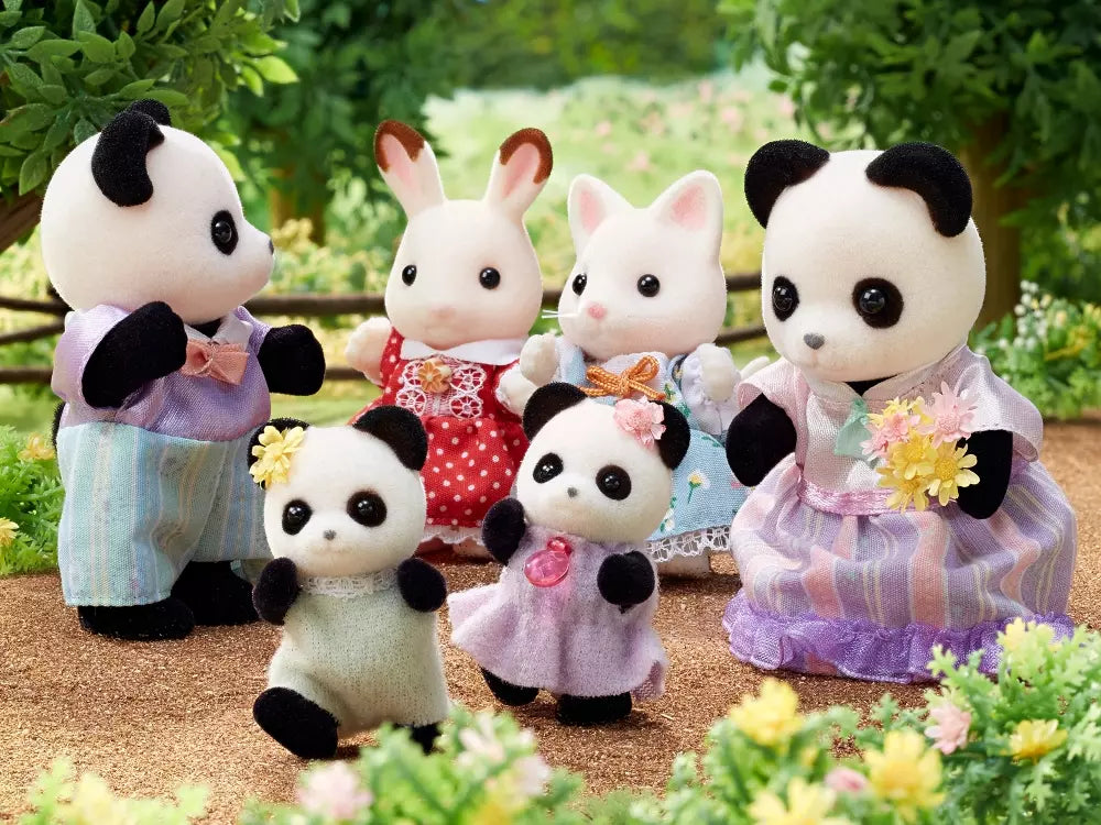 Sylvanian Families Panda-familien 5529 | Figursett med 4 dukker