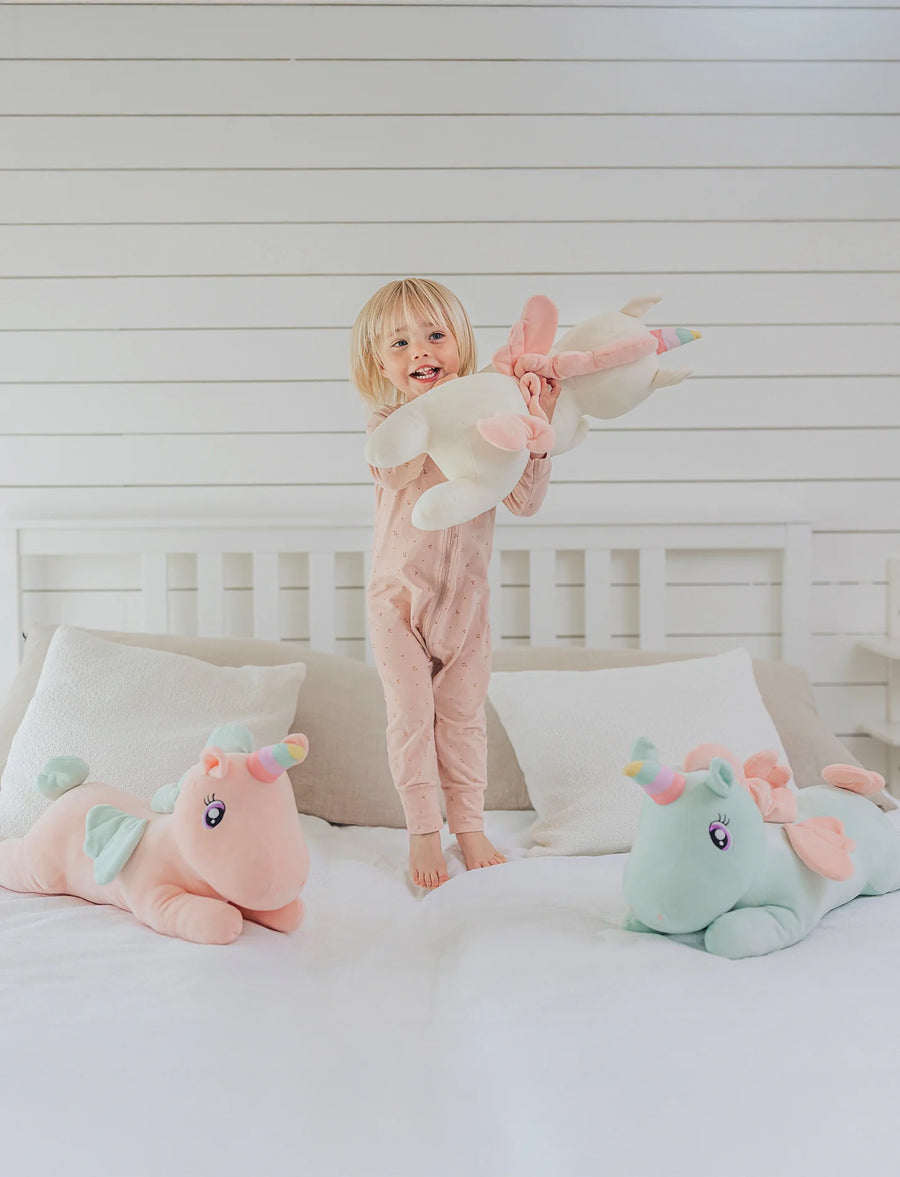 Enhjørning Bamse Liggende 52 cm Rosa | Teddykompaniet