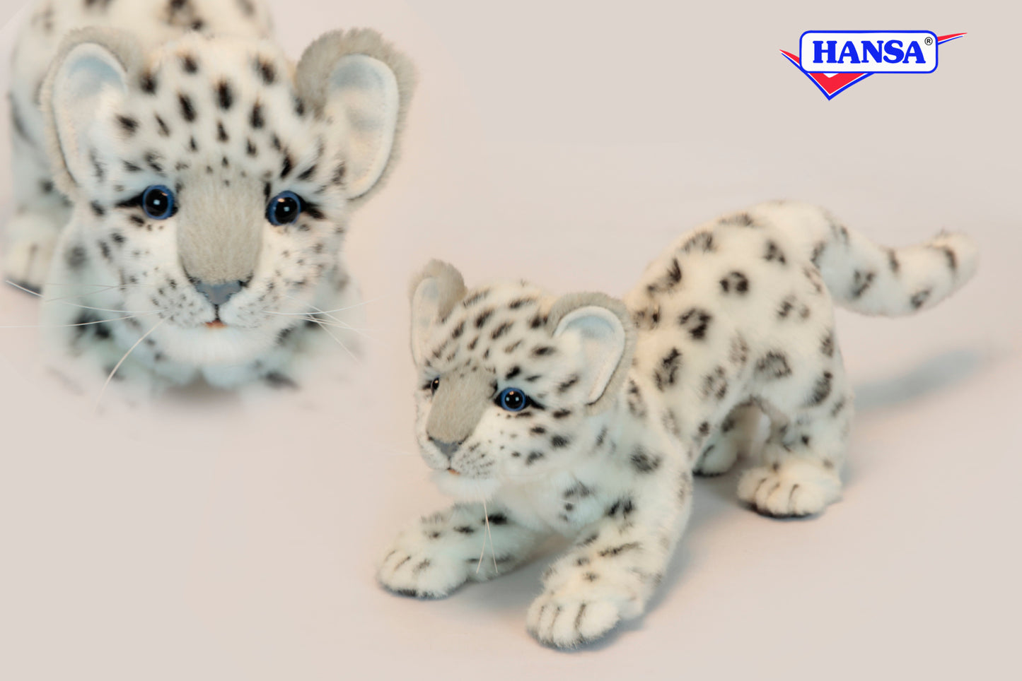 Snow Leopard Cub Prowling Plush (White) - 41 cm by Hansa Creation - Coming 01.11.24