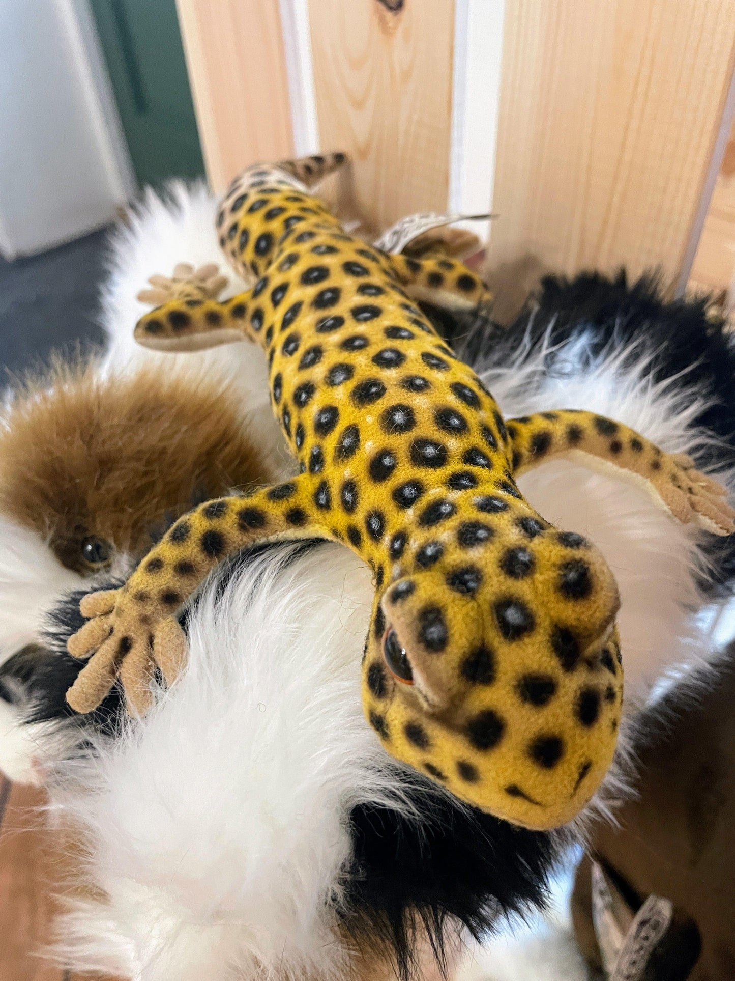 Hansa Creation Leopard Gecko Plush Toy - Exquisite and Lifelike Stuffed Animal - Bamsedyra