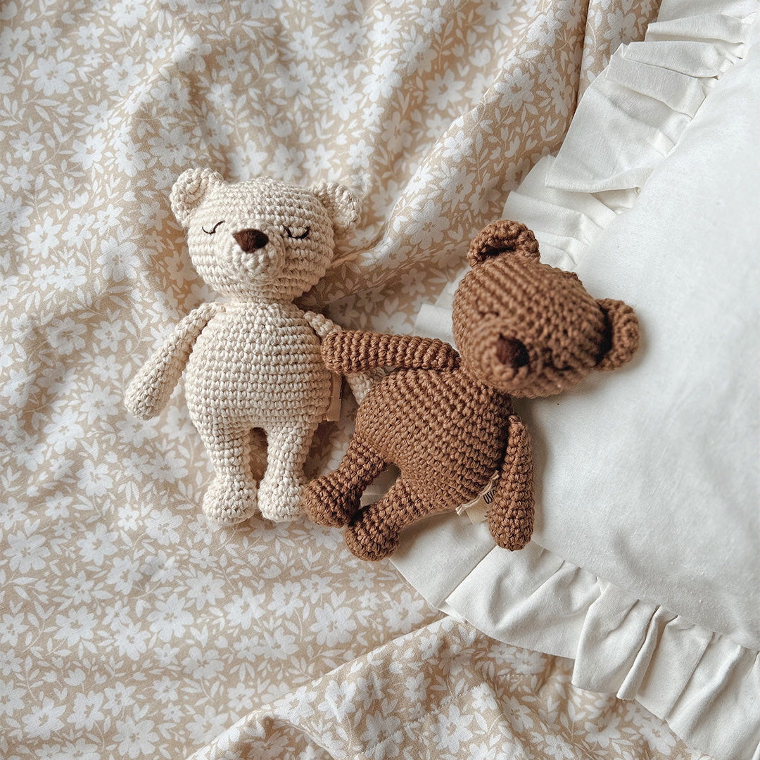 Heklet mini bamse – Polar Bear (krem) | Patti Oslo