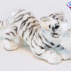 Hvit Tiger Unge Kosedyr 41 cm | Hansa Creation - Bamsedyra AS