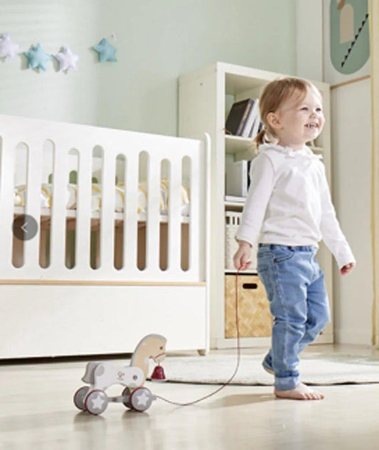 Pony Pull Along | Hape - Bamsedyra AS